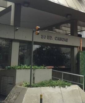  Edifício Canoas, em São Conrado: moradores do prédio de 72 apartamentos, onde aconteceu uma explosão de gás, receberam carta para uma reunião no próximo sábado (17/09), cujo título é: "Protocolo de reocupação" / Foto: reprodução 