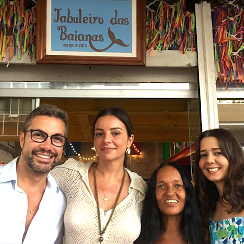 Fernando Torquatto, Renata Carvalho, Keka Almeida e Cristiane Amorim: o Tabuleiro das Baianas abriu em Ipanema, semana passada / Foto: divulgação