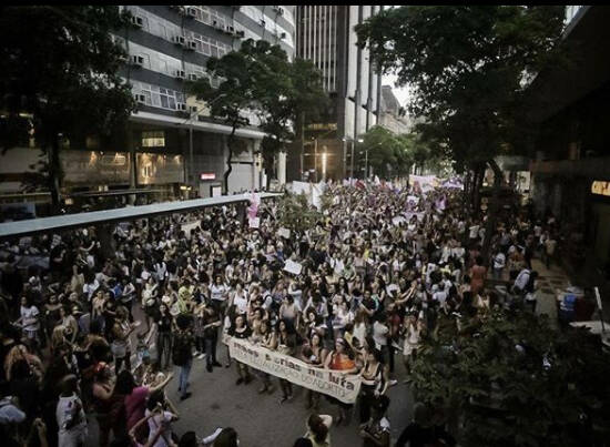 "PEC do aborto": a manifestação no Rio mobilizou muitas mulheres /Fotos: Mídia Ninja